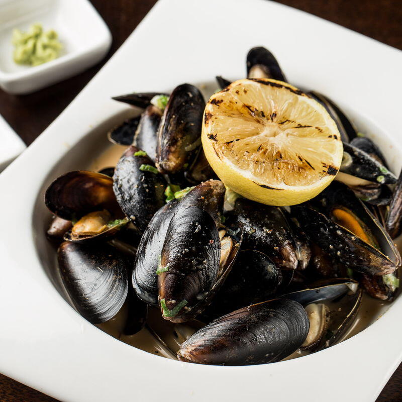 Sake Mussels